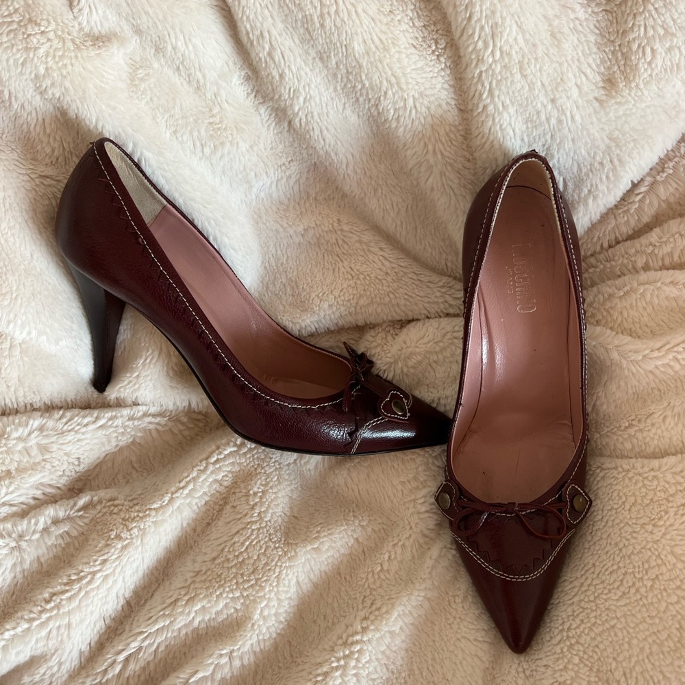 Moschino Jeans True Leather Pumps | Brown